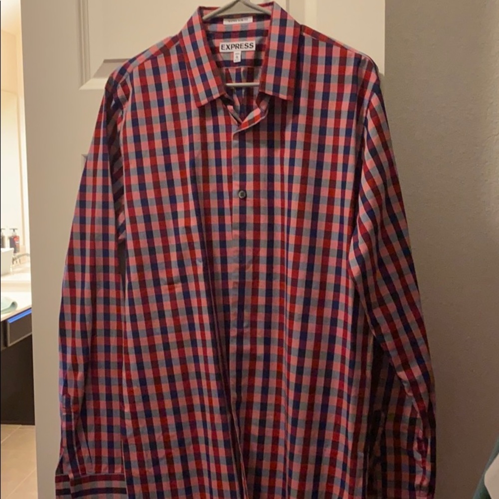 2 XL men’s fitted Express casual dress shirts